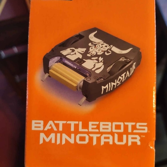 HEXBUG BattleBots Rivals Remote Control Combat Kit - Picture 2 of 4